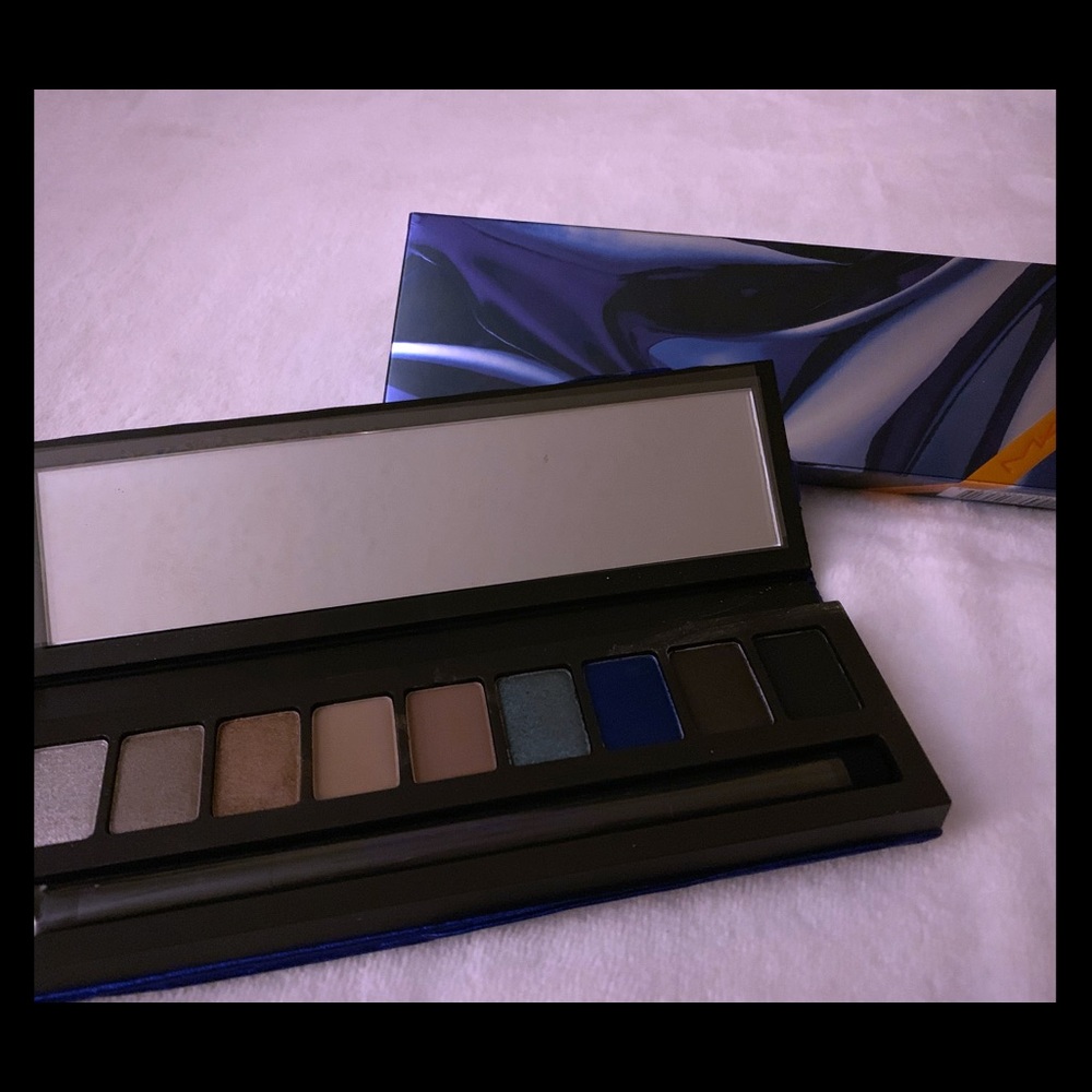 MAC eyeshadow palette